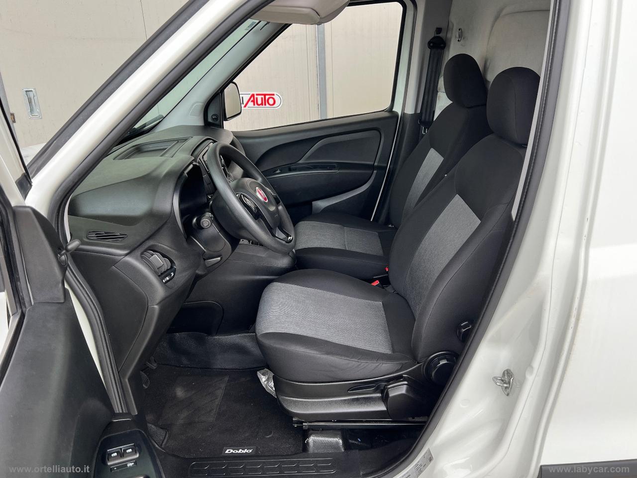 Doblò 1.6MJT 105 PL-TN Cargo Maxi Lam.SX