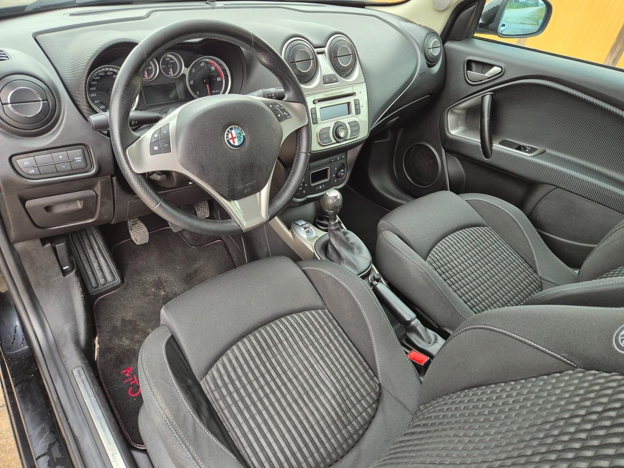 Alfa Romeo MiTo 1.6 JTDm 16V Distinctive Sport Pac