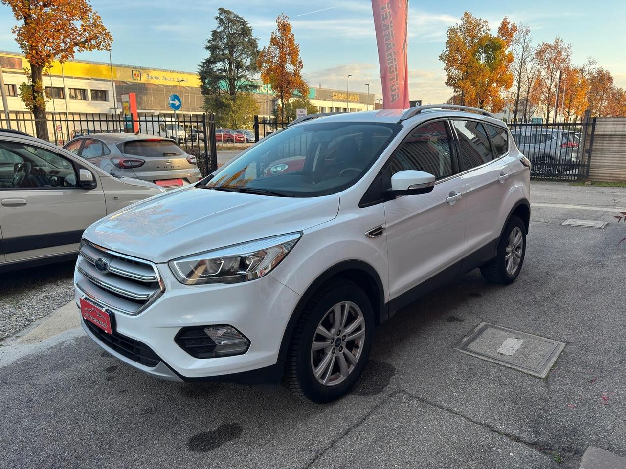 Ford Kuga 1.5 TDCI 120CV 2WD Titanium