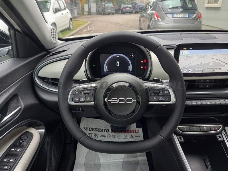 FIAT 600 600 1.2 hybrid La Prima II 110cv auto