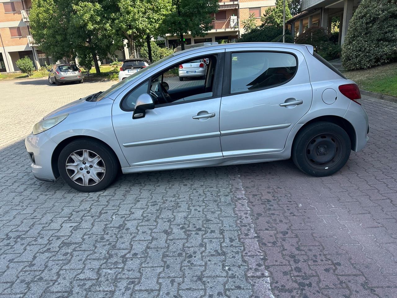 Peugeot 207 1.4 HDi NEOPATENTATI