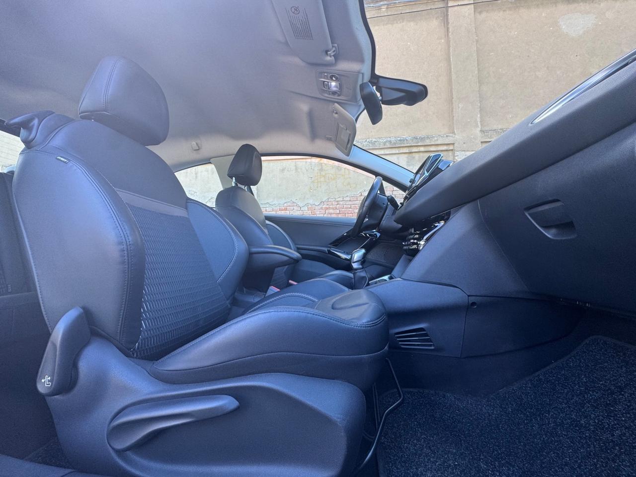 Peugeot 208 1.2 VTi 82 CV Splendide Condizioni