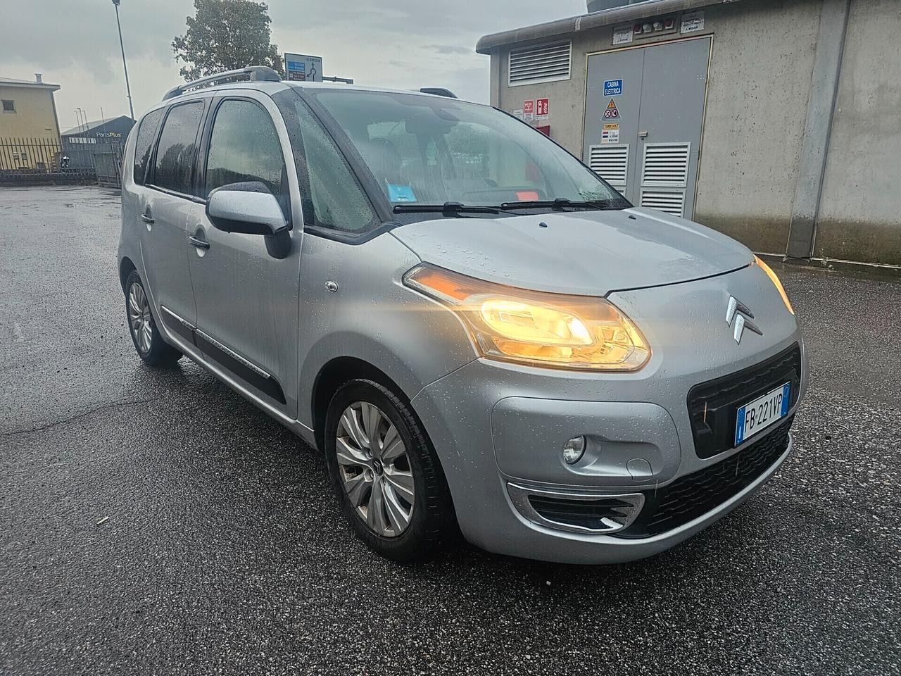 CITROEN C3 PICASSO GUIDABILE DA NEOPATENTATI