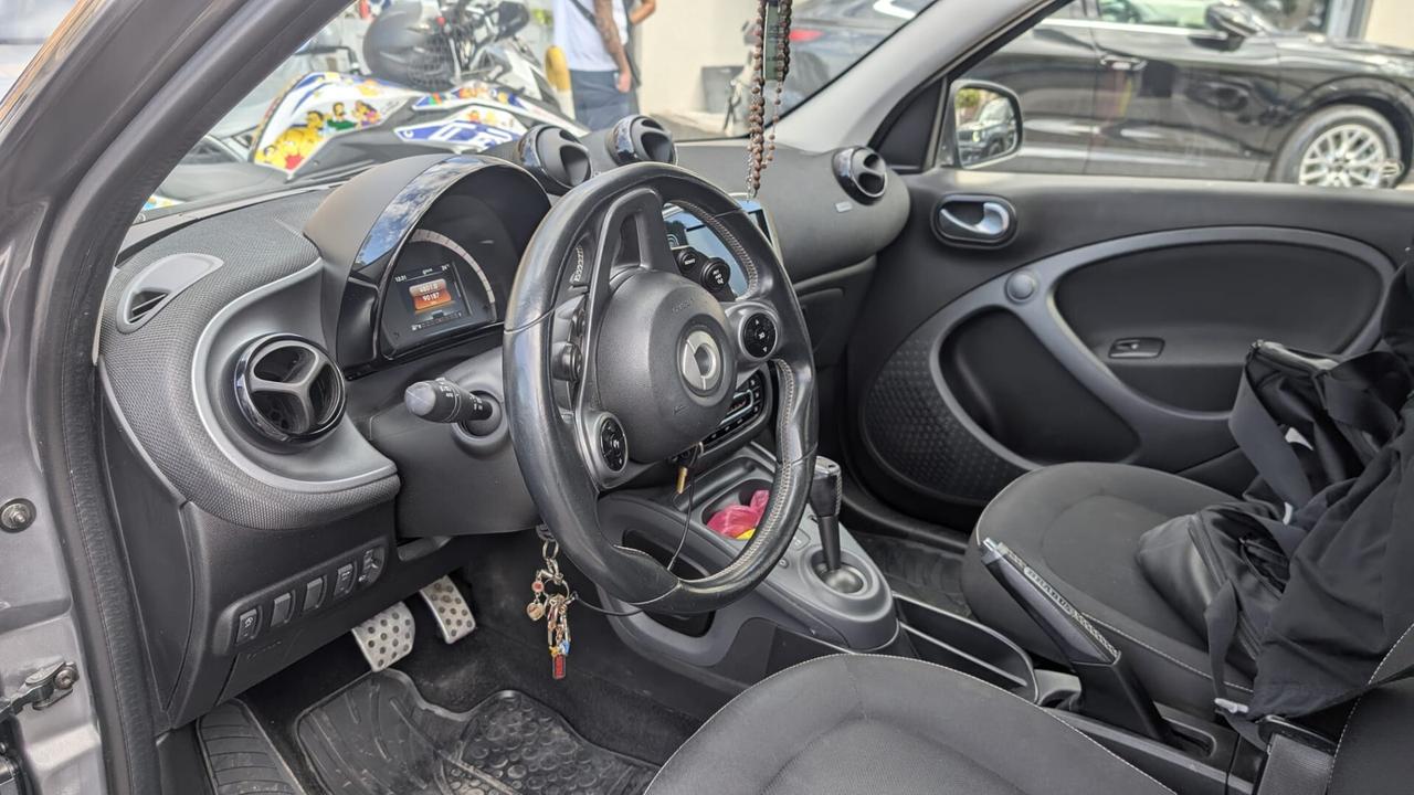 Smart ForFour BENZINA AUTOMATICA BRABUS 2018 USATO