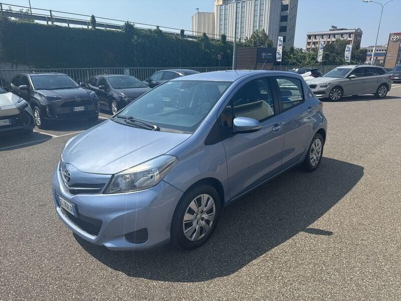 Toyota Yaris Yaris 1.0 5 porte Active