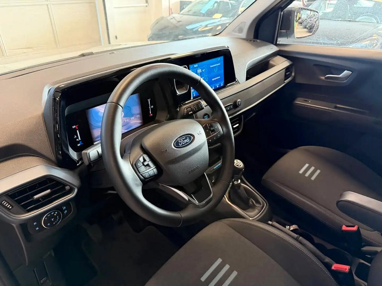 Ford Tourneo Courier 1.0 EcoBoost Active