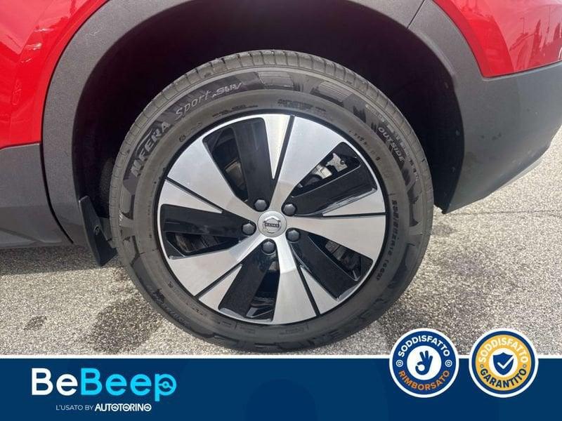 Volvo XC40 2.0 B3 ESSENTIAL AUTO