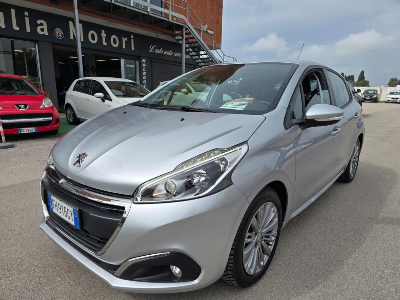 PEUGEOT 208 PureTech 82 5p. Access