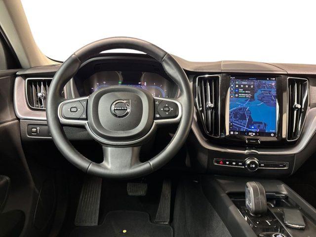 VOLVO XC60 B4 (d) Geartronic Momentum Pro