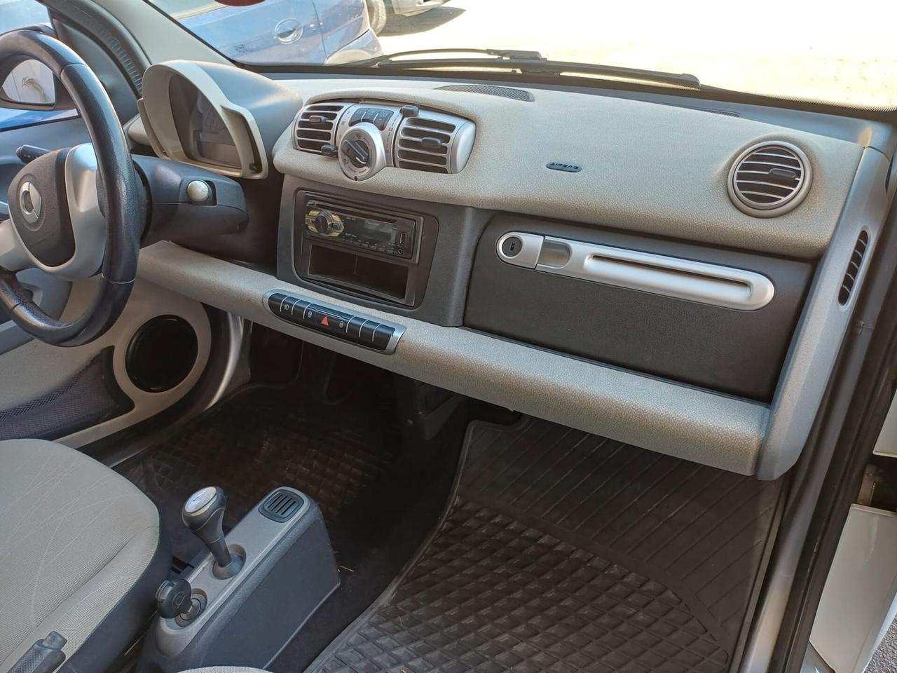 Smart ForTwo 800 cdi DIESEL - 2011