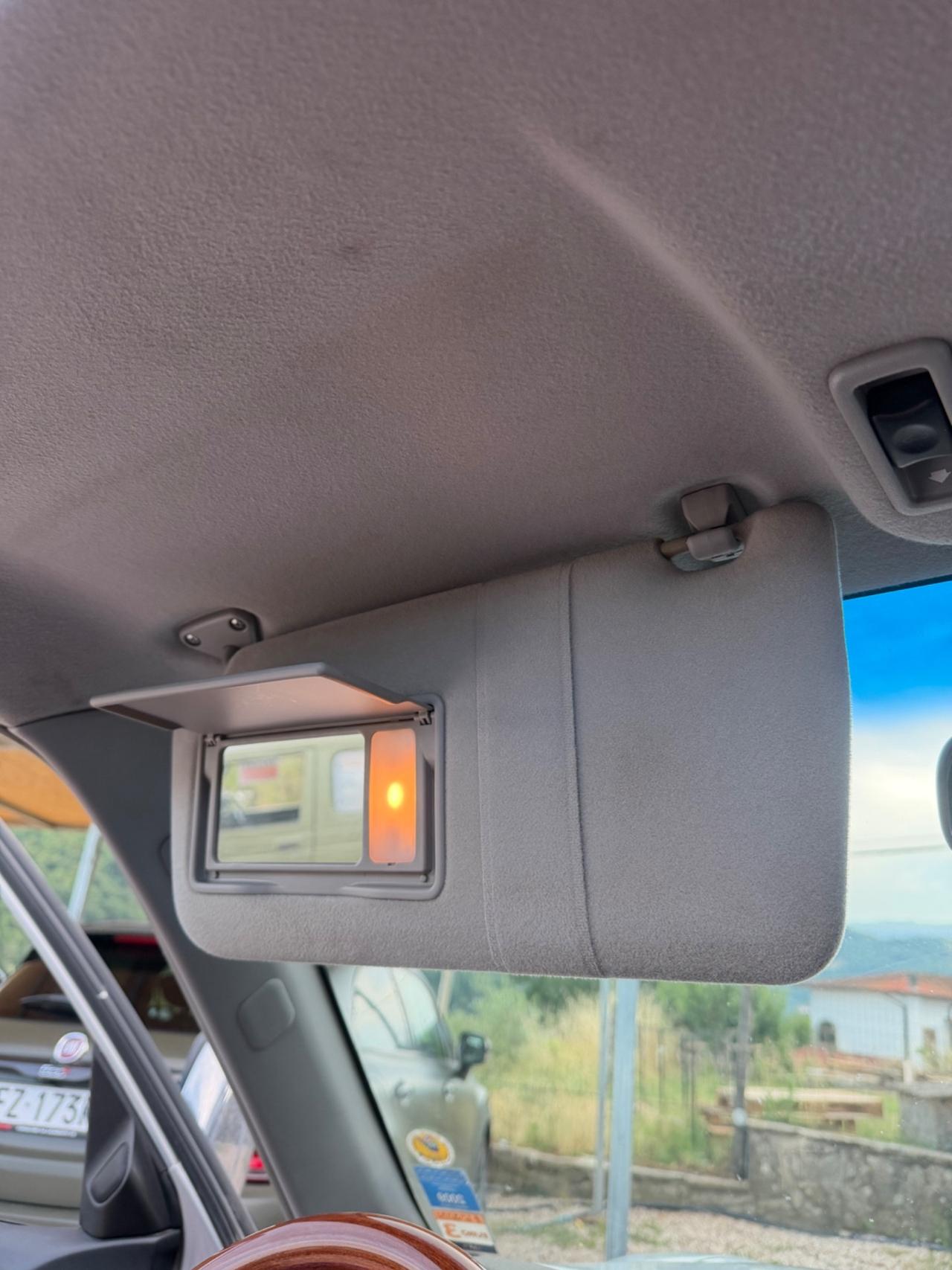 Mitsubishi Pajero 3.2 16V DI-D AUTOCARRO N1 5posti