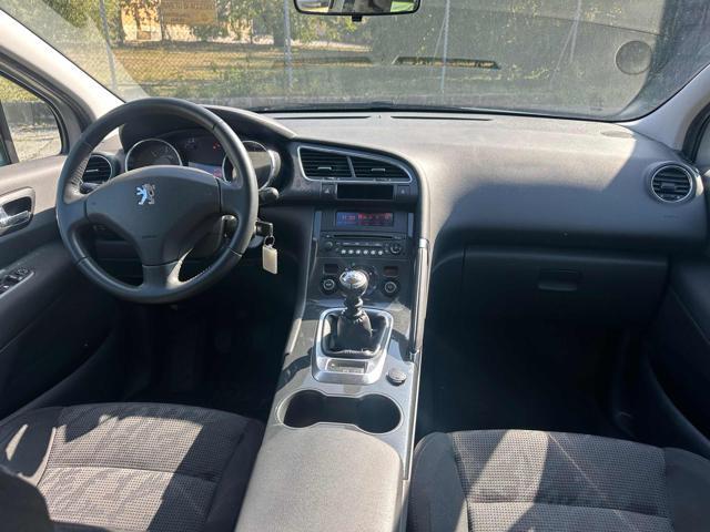 PEUGEOT 3008 1.6 HDi 112CV Tecno senza nessun lavoro da fare