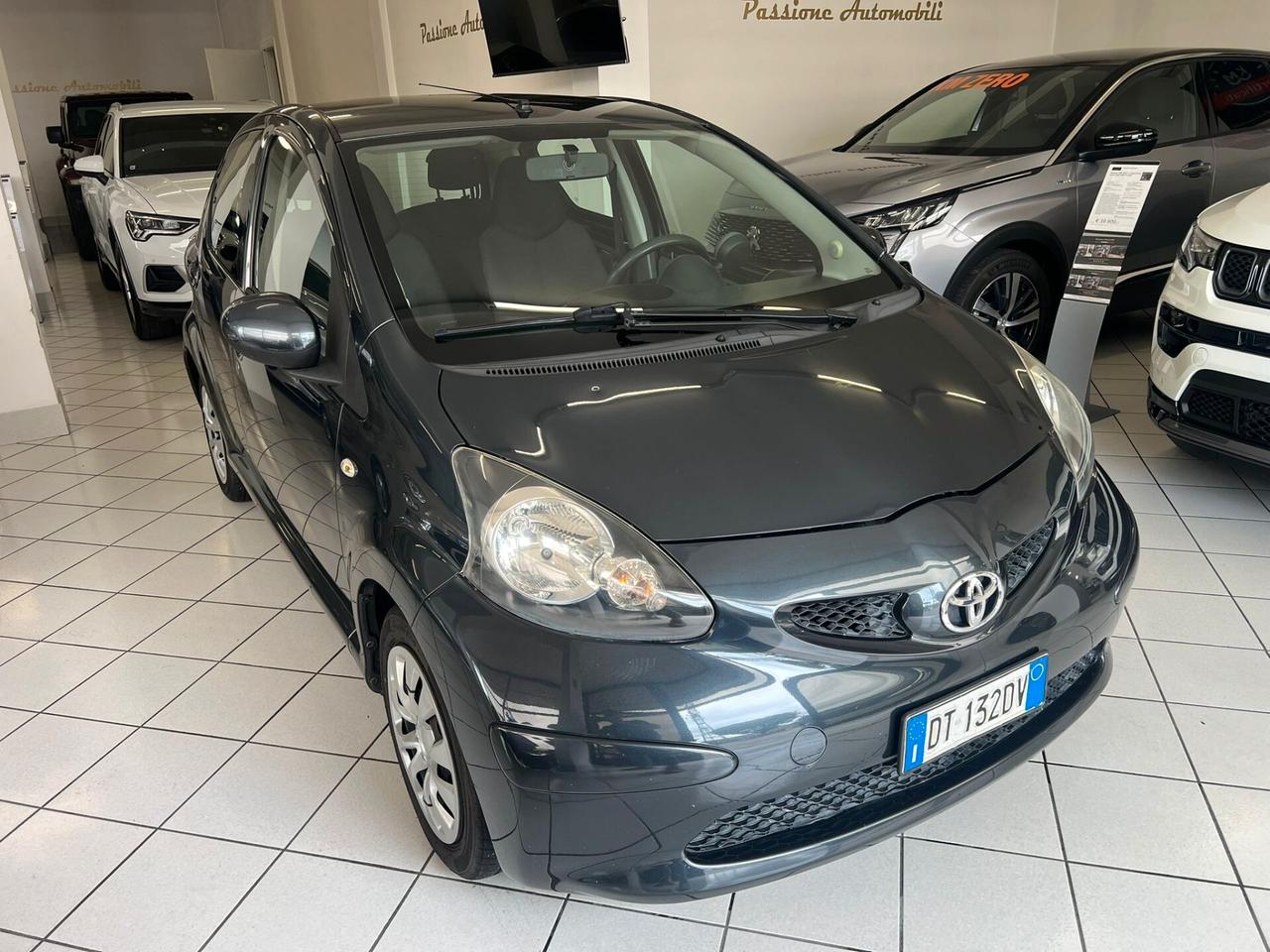 Toyota Aygo 1.0 12V VVT-i 5 porte Now
