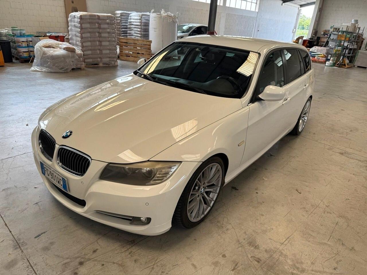 Bmw 318 318d 2.0 143CV cat Touring Attiva