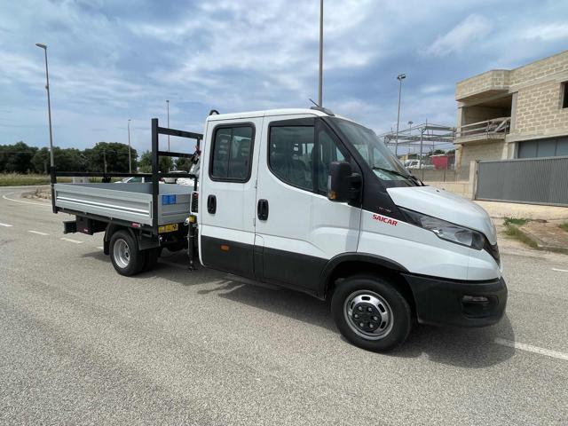 IVECO Daily 35C16 BTor 2.3 P.3750 DC 7 posti CON GRU NUOVO