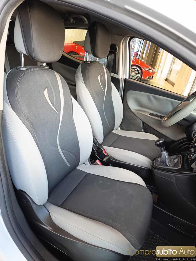 LANCIA Ypsilon 1.3 MJT 16V 95 CV 5 porte S&S Silver