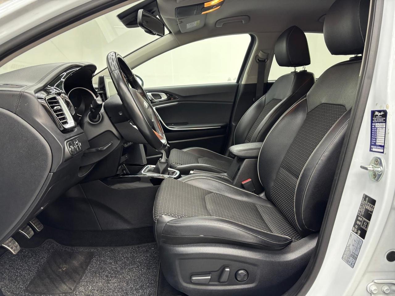 Kia Ceed 1.6 CRDi 136 CV 5p. Evolution