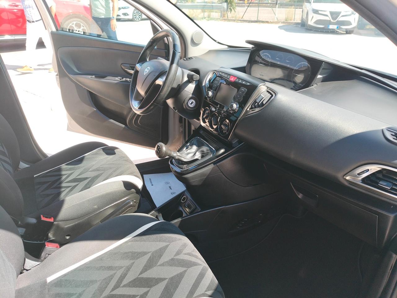 Lancia Ypsilon 1.3 MJT 16V 95 CV 5 porte S&S Opening Edition