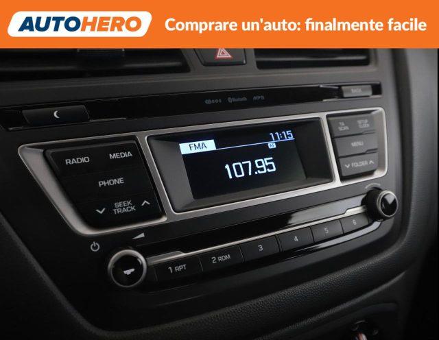 HYUNDAI i20 1.2 84 CV 5 porte Blackline