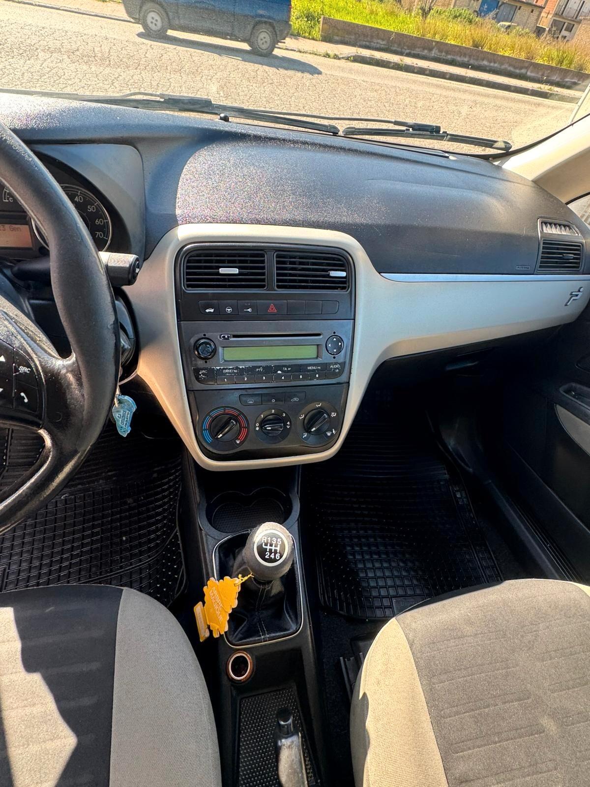 Fiat Grande Punto 1.3 MJT 90 CV 5 porte Dynamic