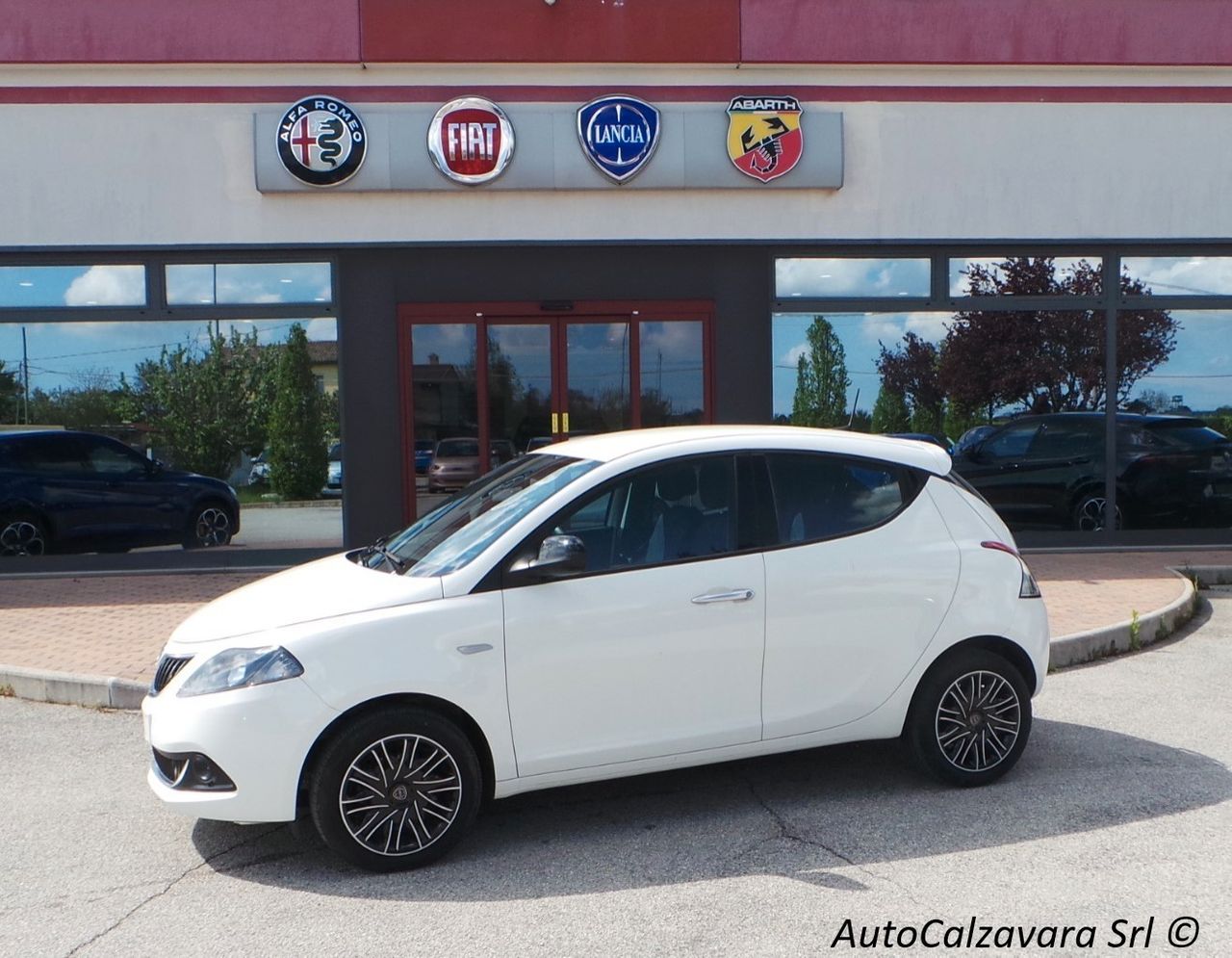 Ypsilon 1.0 FireFly S&amp;S Hybrid Gold / BIANCO NEVE / GK226DP