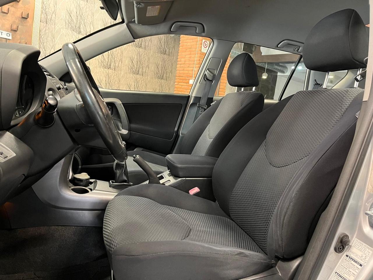 Toyota RAV 4 RAV4 2.2 D-4D 136 CV DPF Sol