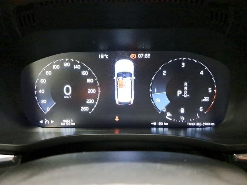 VOLVO XC60 B5 D AWD Geartronic Inscription