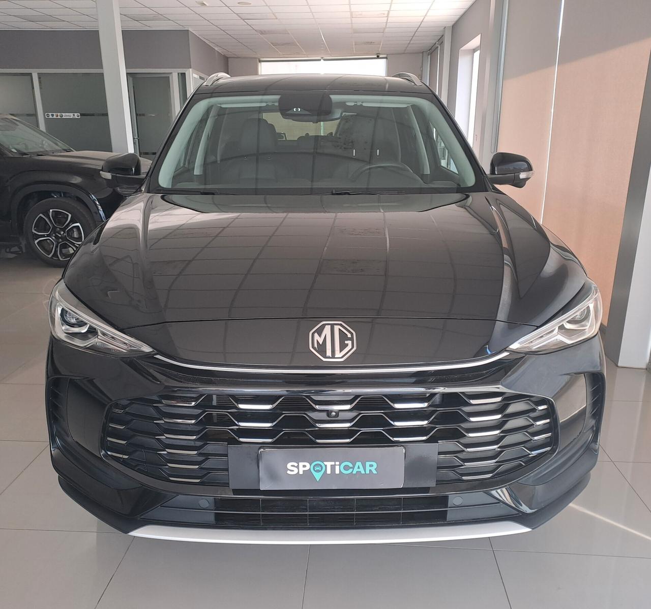 Mg ZS 1.5 Hybrid+ Luxury km 17403 garanzia 7 anni