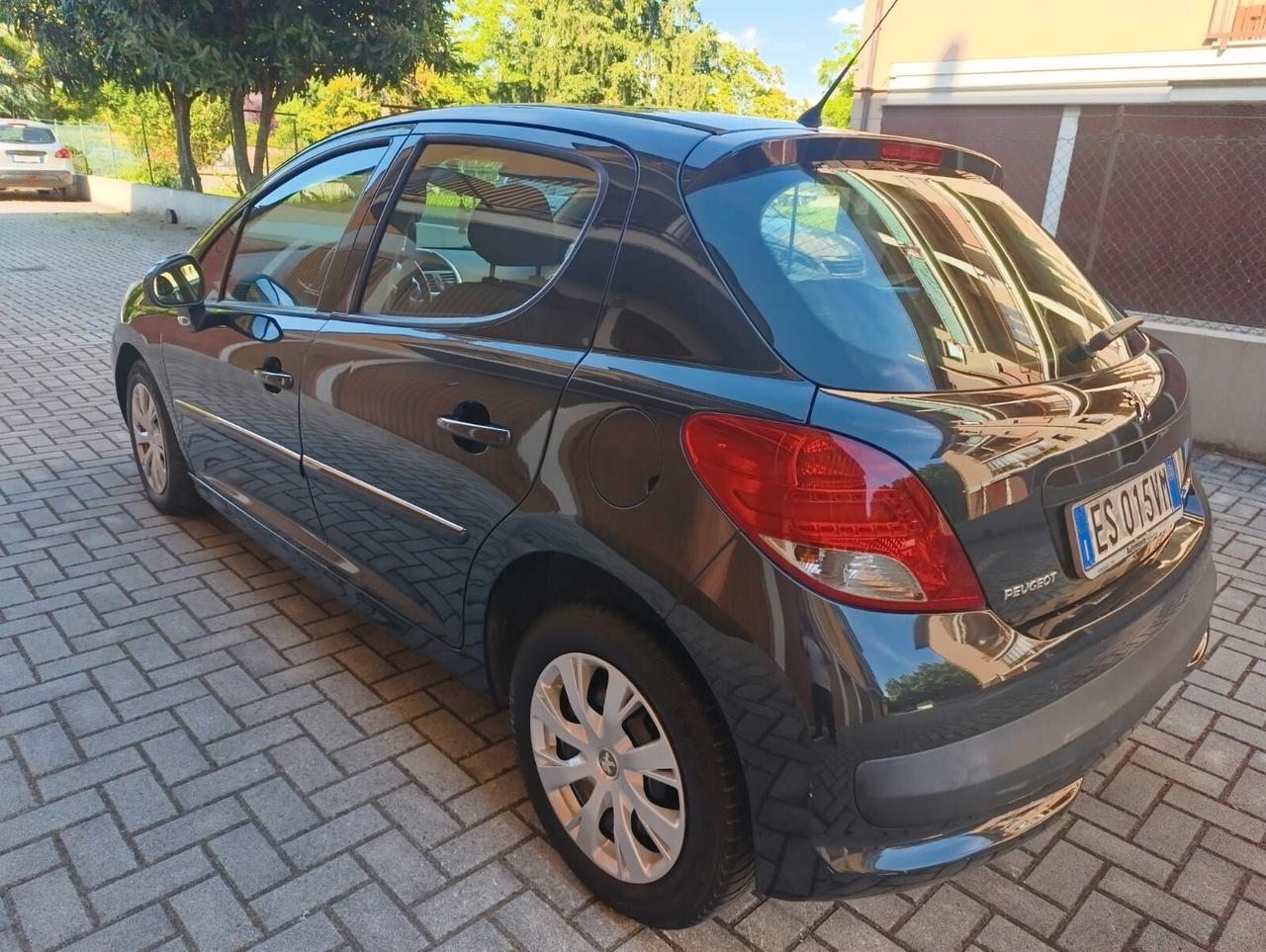 Peugeot 207 1.4 GPL OK NEOPATENTATI