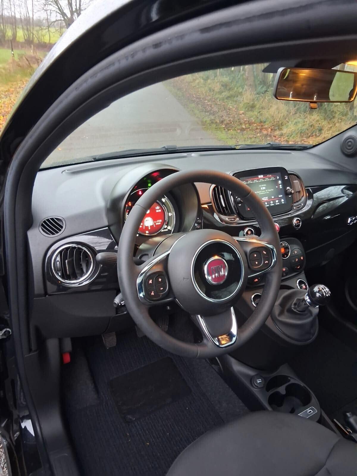 Fiat 500 1.0 Hybrid Dolcevita navi