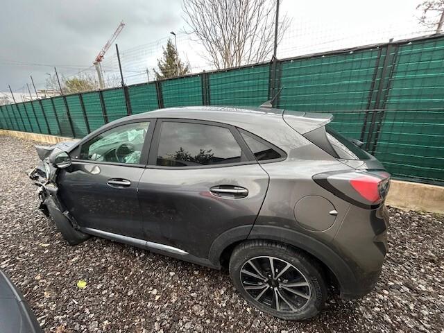 Ford Puma 1.0 EcoBoost Hybrid 125 CV S&S aut. Titanium sinistrata incidentata