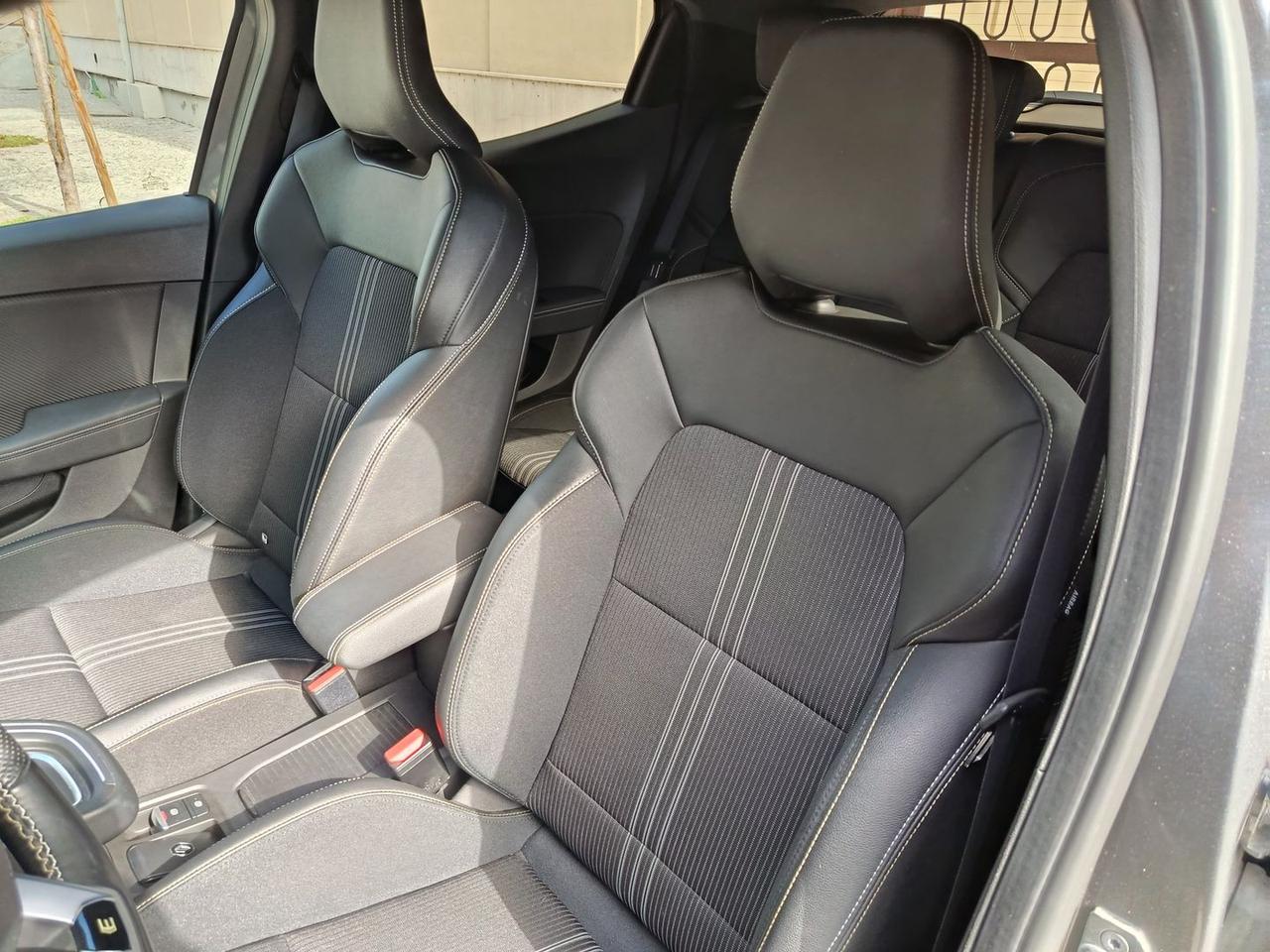 Renault Clio 1.6 E-TECH 145 Techno #7134