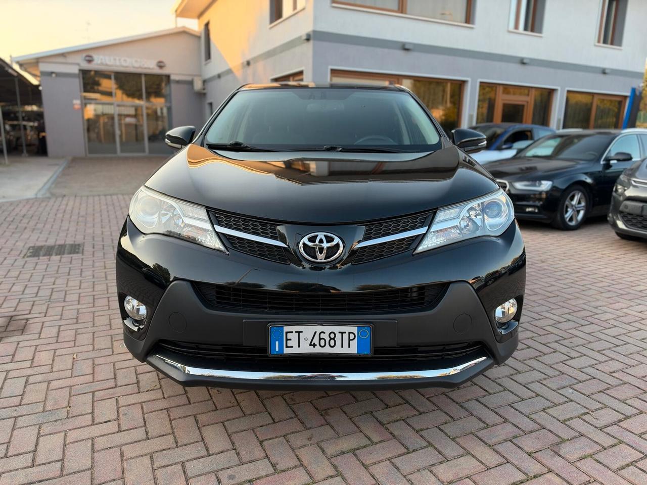Toyota RAV 4 RAV4 2.0 D-4D 2WD Style