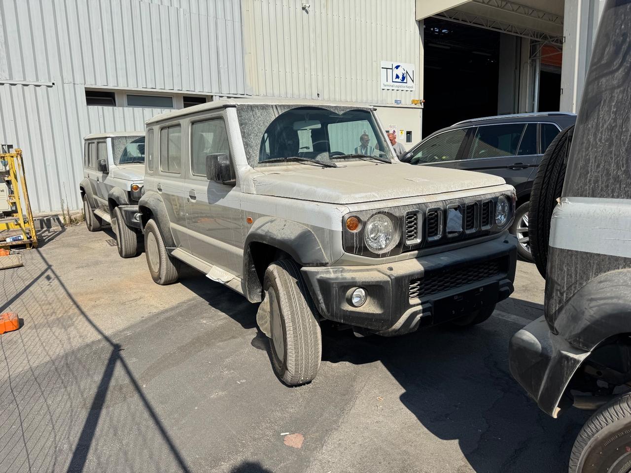 Suzuki Jimny 1.5 automatico 5 porte