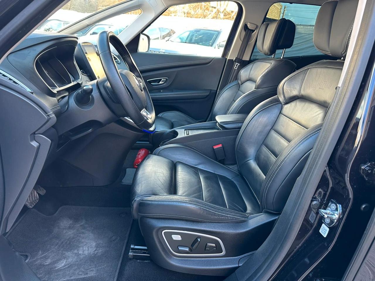 Renault Grand Scenic dCi Initiale Paris 120 cv - 2021