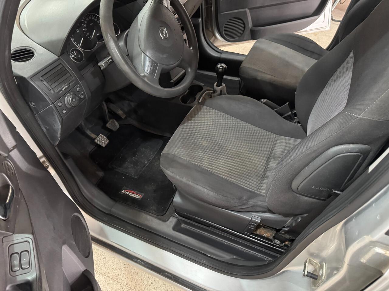 Opel Meriva 1.6 16V 100Ccv. Cosmo OK NEOPATENTATI