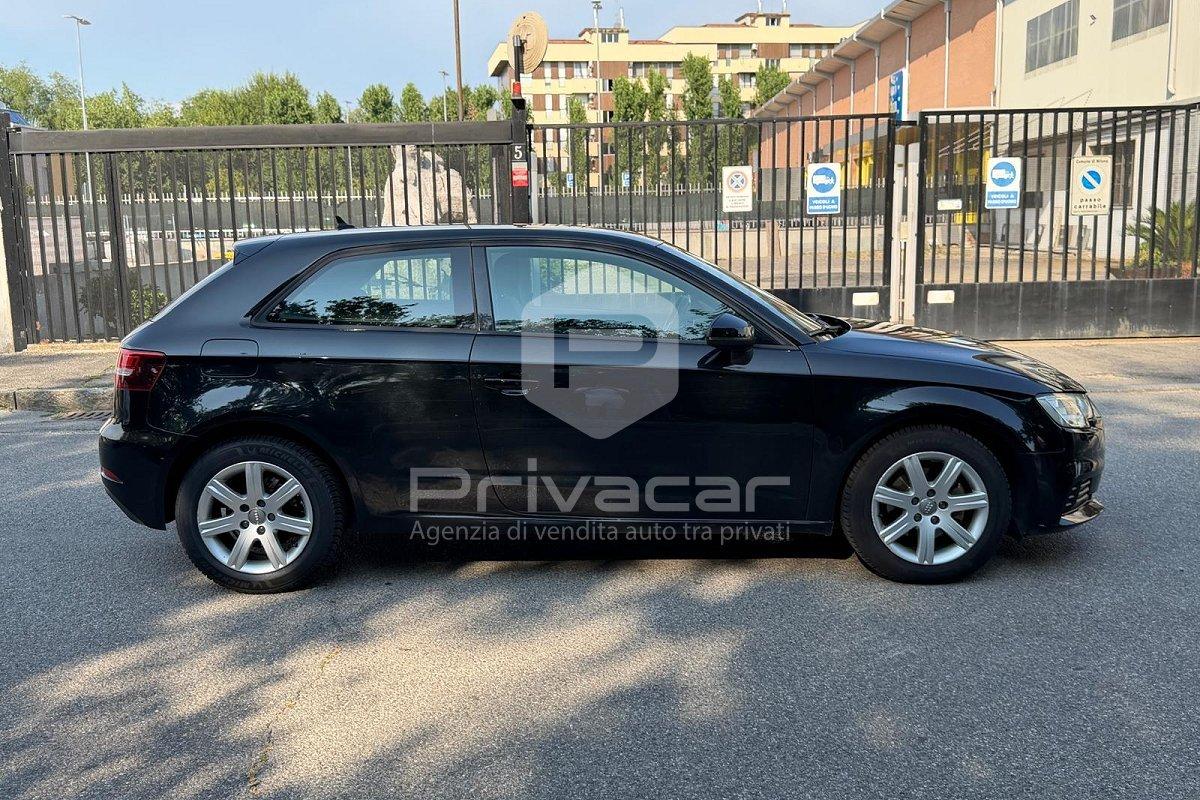 AUDI A3 1.0 TFSI S tronic Business