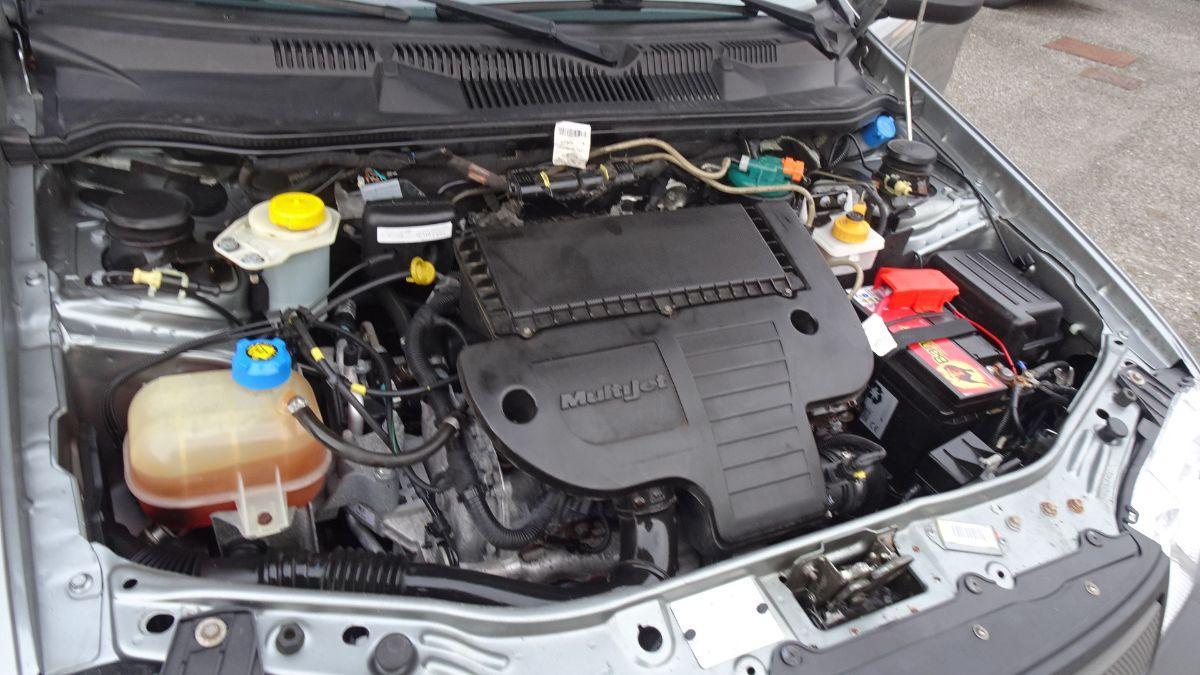 FIAT - Strada 1.3 MJT FIORINO PICK- UP hard top