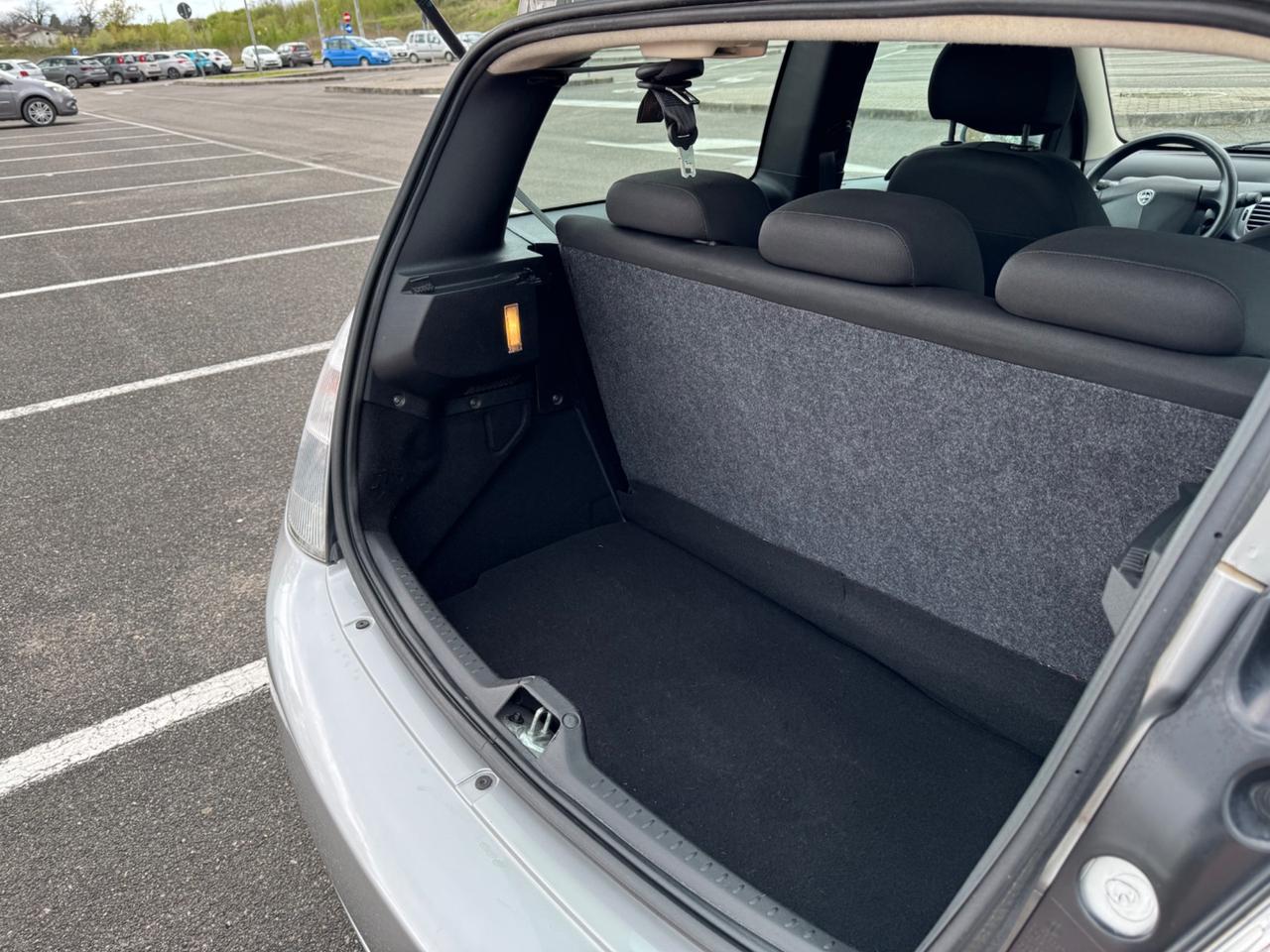 Lancia Ypsilon 1.2 69 CV Argento