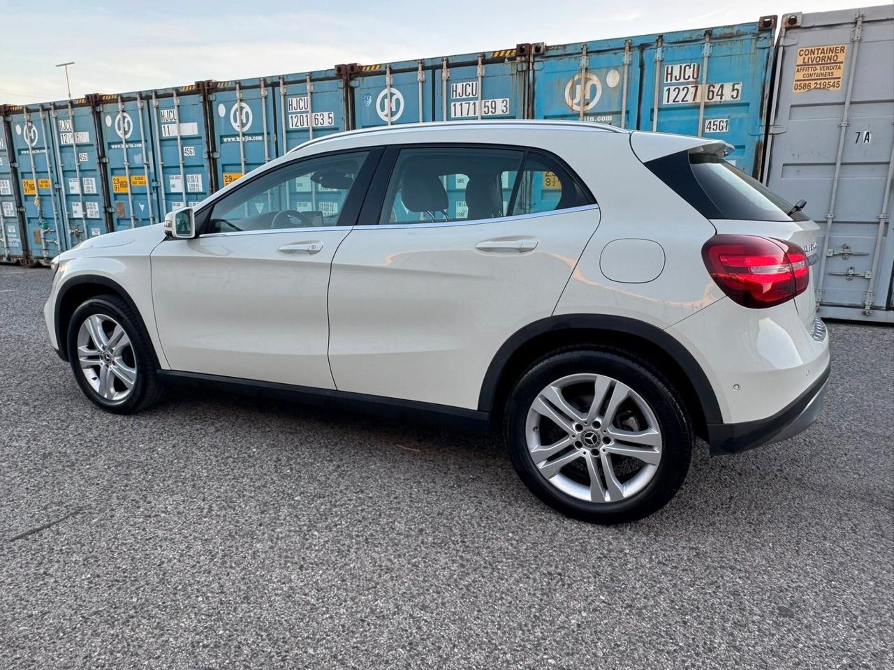 Mercedes-benz GLA 200 180 d Automatic Premium