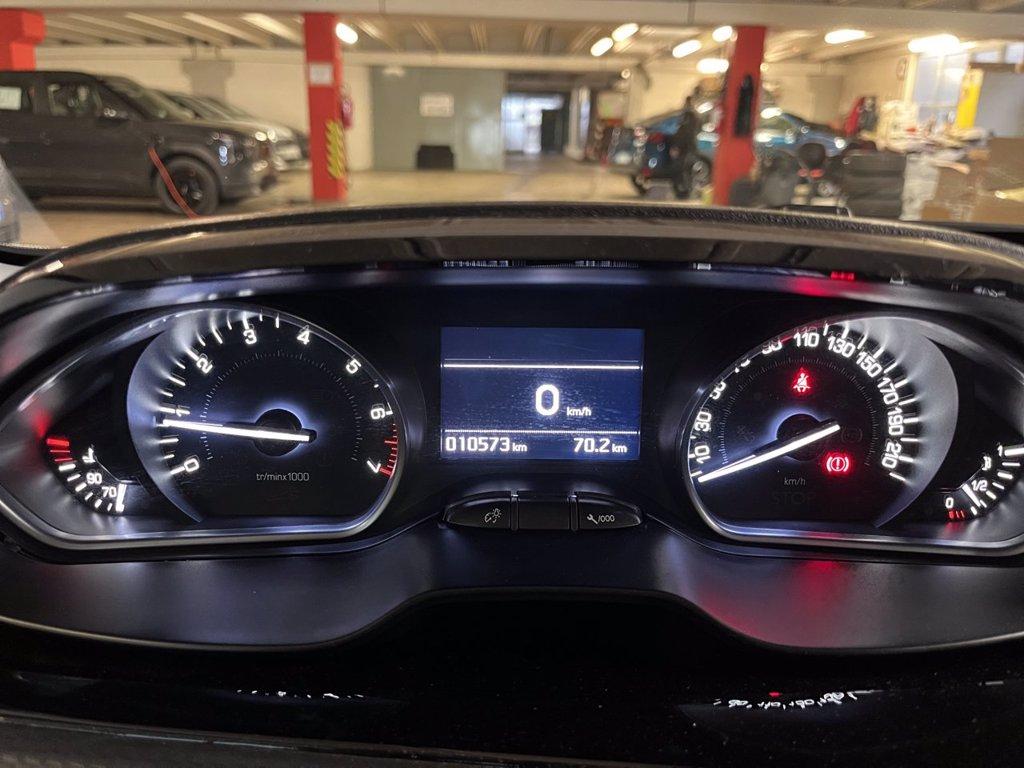 PEUGEOT 208 5p 1.2 puretech Allure s&s 82cv neopatentati del 2019