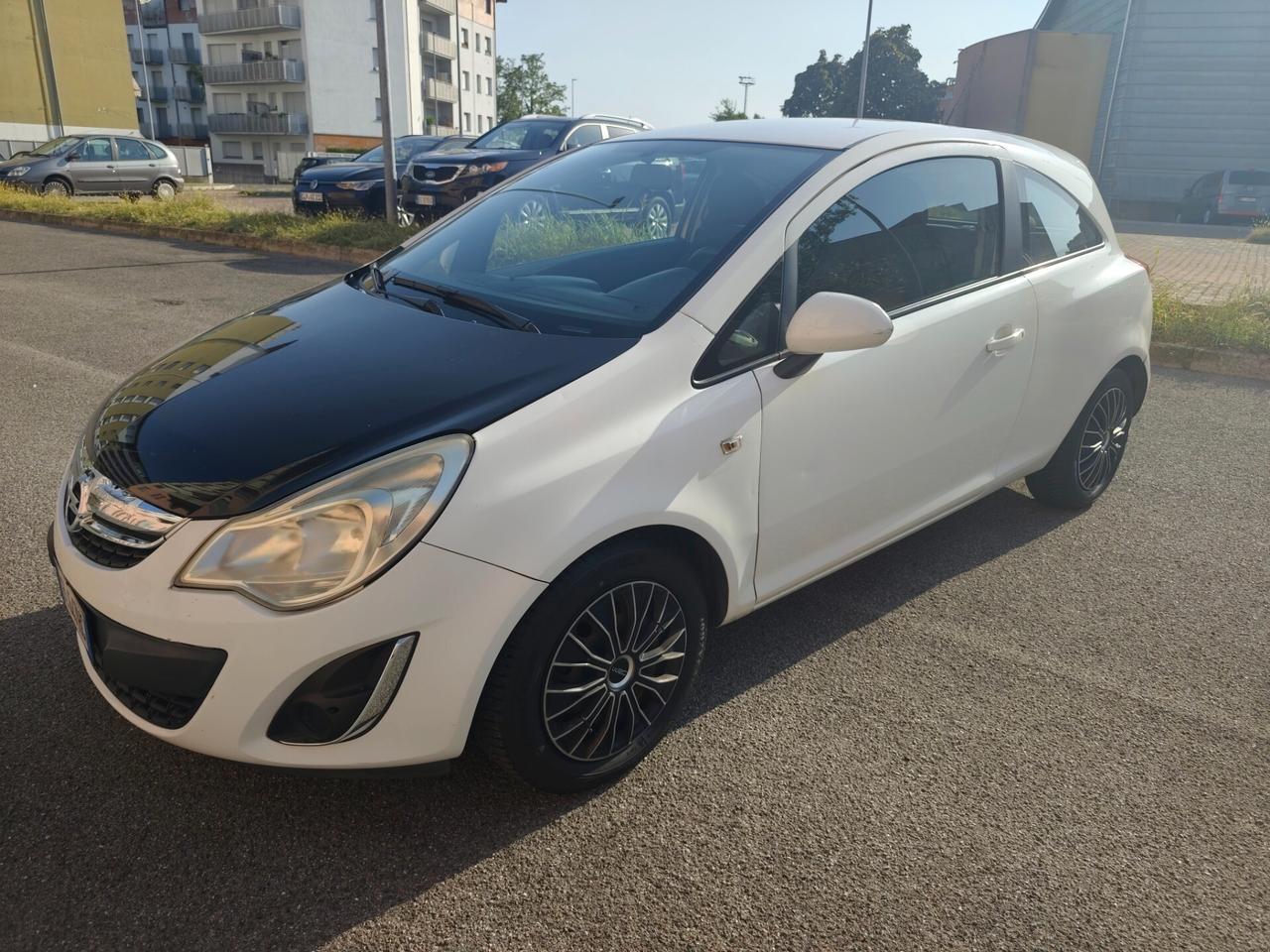 Opel Corsa 1.2 Benz euro 5 3 porte