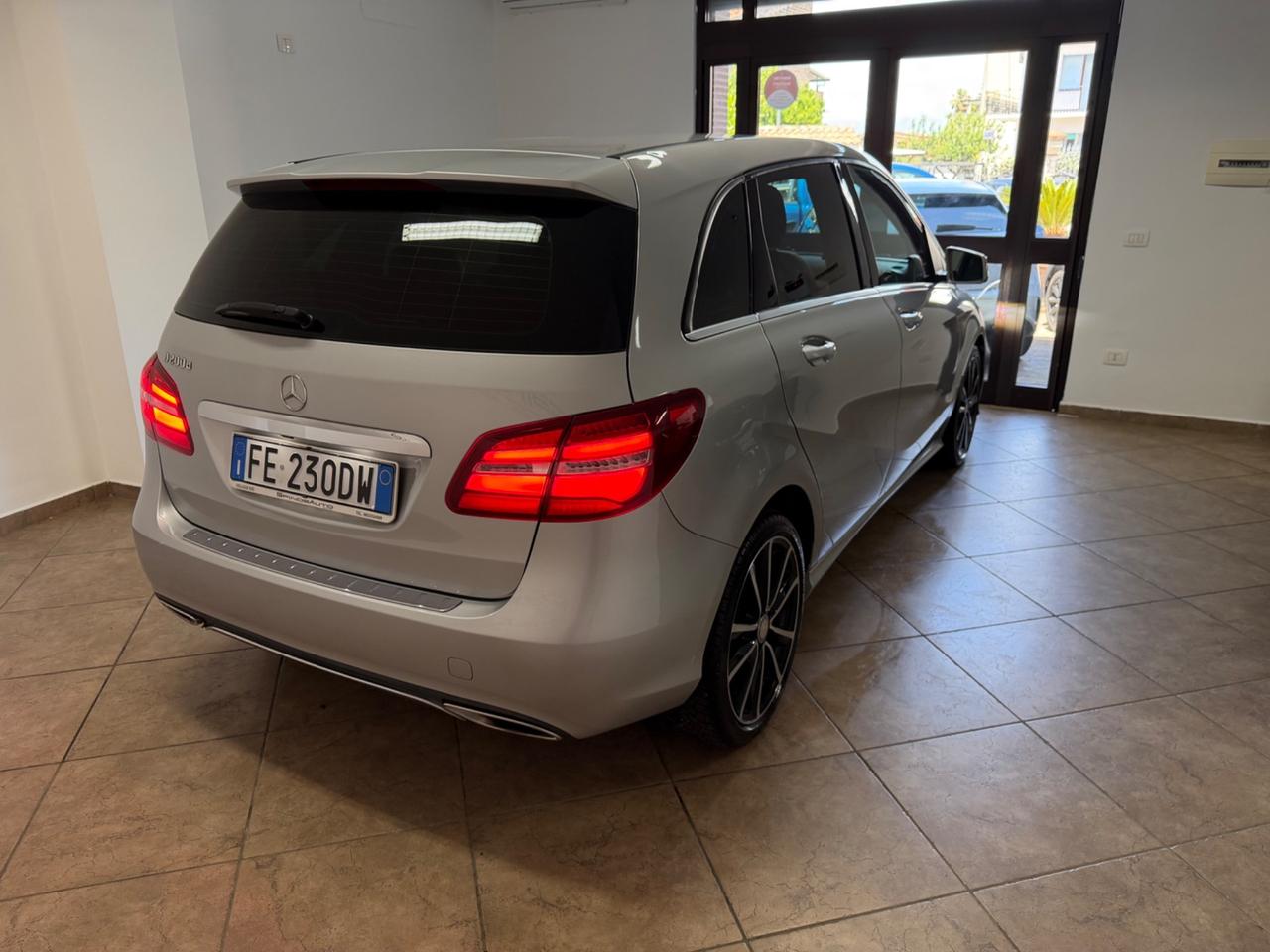 Mercedes-benz B 200 d Automatic Sport