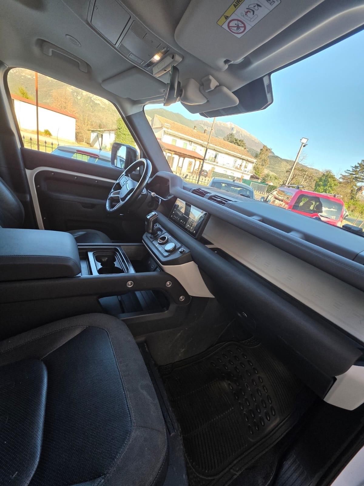 Land Rover Defender 110 2.0 SD4 240CV AWD Auto 72 Yrs. WEB Edition