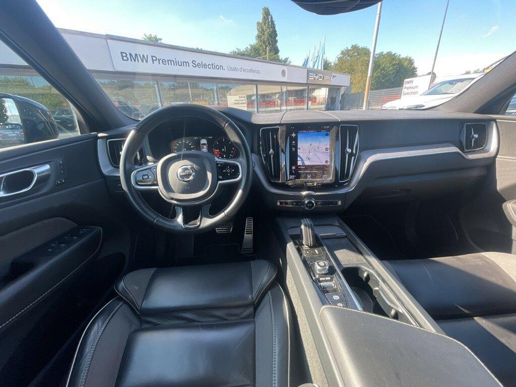 Volvo XC60 2.0 B4 R-Design AWD Geartronic