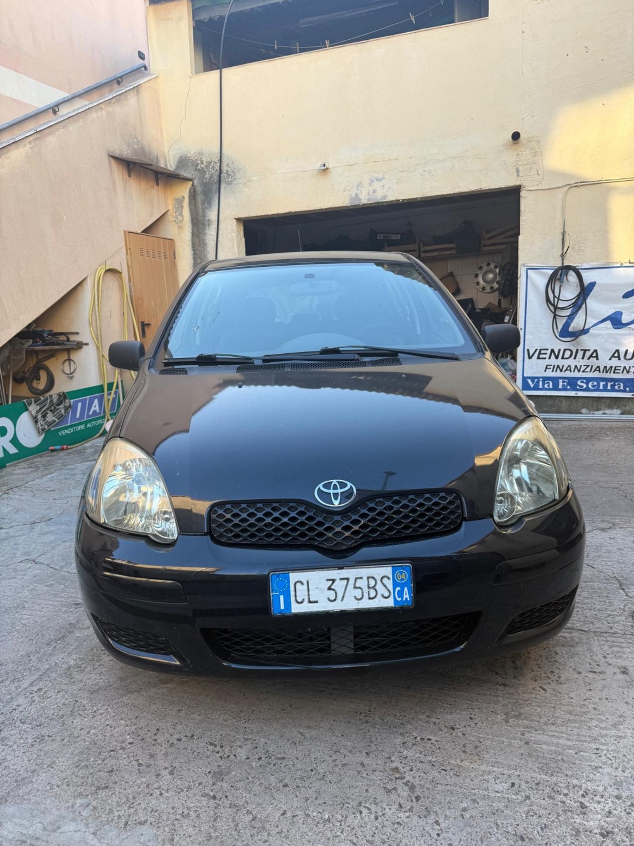 Toyota Yaris 1.4 tdi D-4D cat 5 porte Sol