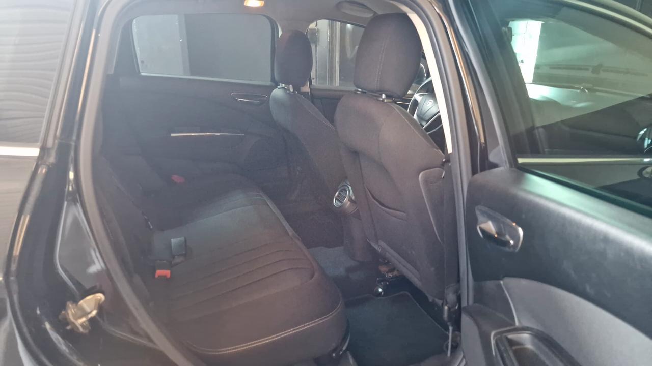 Lancia Delta 1.6 MJT DPF Silver