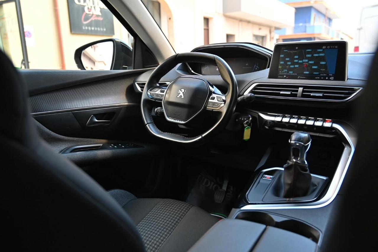 Peugeot 3008 BlueHDi 130 S&S Business