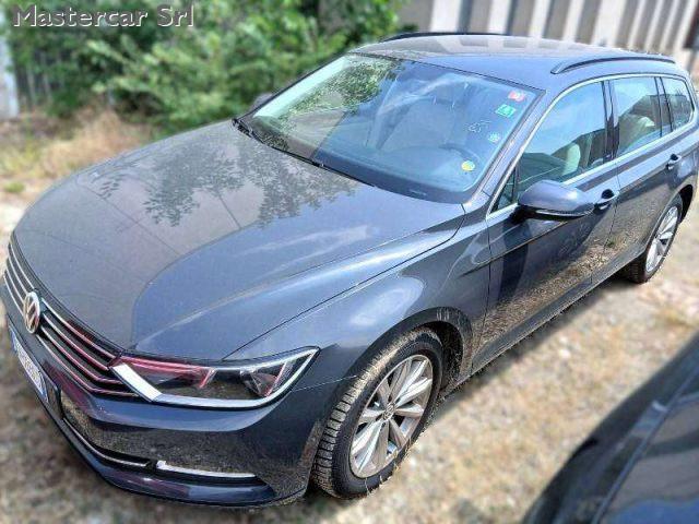 VOLKSWAGEN Passat Variant Passat VIII Variant 1.6 tdi Business Navi 120cv