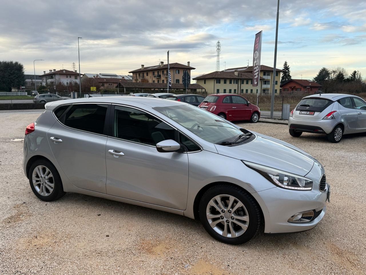 Kia Ceed cee'd 1.6 CRDi 110 CV 5 porte Cool